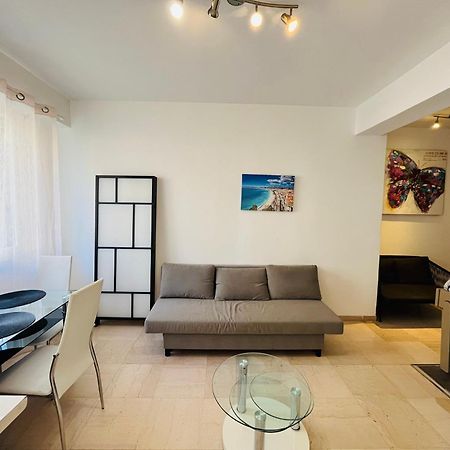 Grand Studio De 30 M2 Promenade Des Anglais Nizza Exterior foto