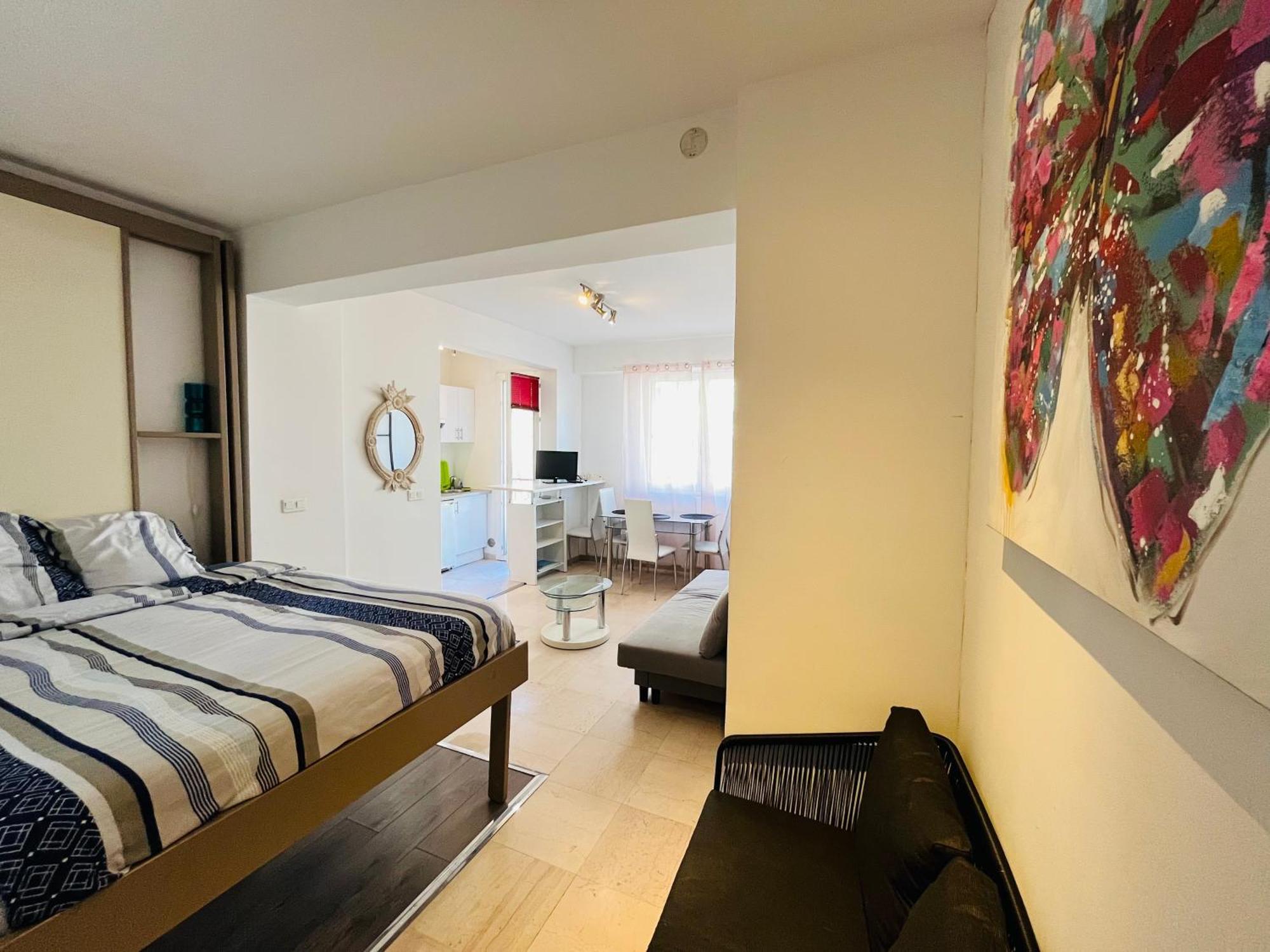 Grand Studio De 30 M2 Promenade Des Anglais Nizza Exterior foto